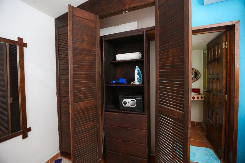 Ikaro Suites Colonial Κανκούν Εξωτερικό φωτογραφία